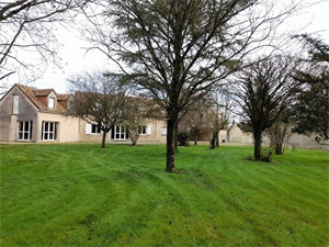 maison-villa à la vente -   72600  MAMERS, surface 250 m2 vente maison-villa - APR728343